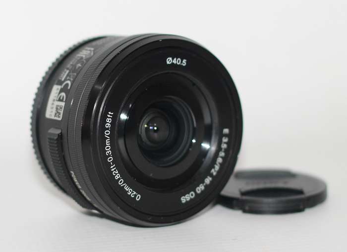 Sony E PZ 16-50mm f/3.5-5.6 OSS Lens