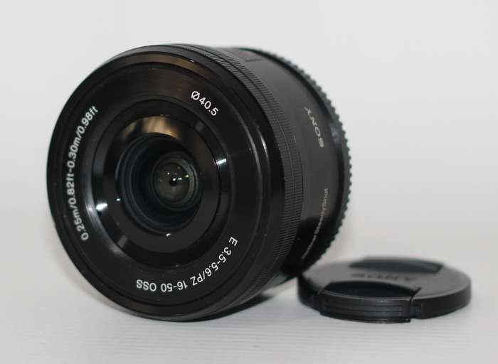 Sony E PZ 16-50mm f/3.5-5.6 OSS Lens