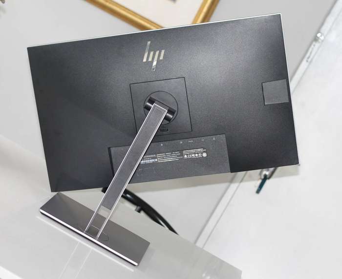 HP EliteDisplay E273 27-inch Full HD LED Monitor