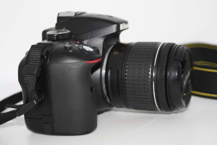 Nikon D5300 DSLR with AF-P DX 18-55mm f/3.5-5.6G VR Zoom Lens
