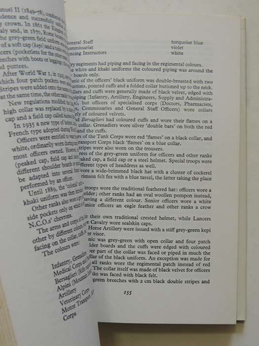 Army Badges And Insignia Of World War 2 (Book 1) - Guido Rosignoli