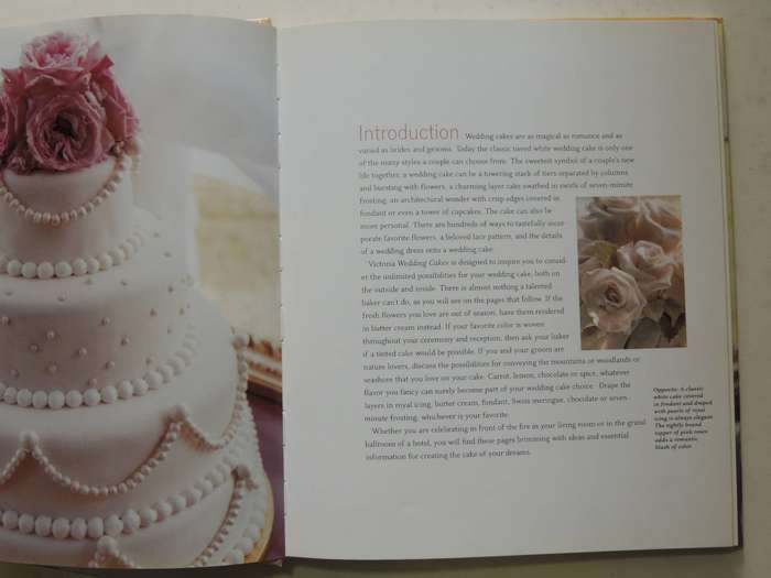 Victoria: WedVictoria: Wedding Cakes- Kathleen Hackettding Cakes - Kathleen Hackett