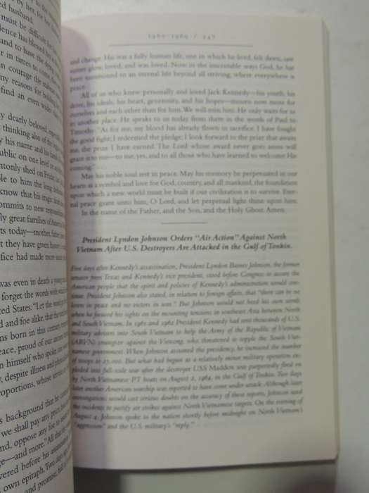In Our Own Words: Extraordinary Speeches Of The American Century - Sen. Robert Torricelli & A Carrol