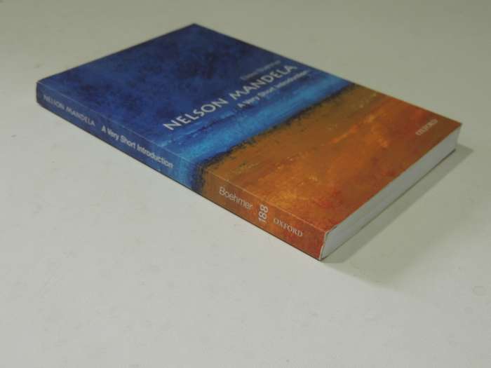 Nelson Mandela : A Very Short Introduction - Elleke Boehmer