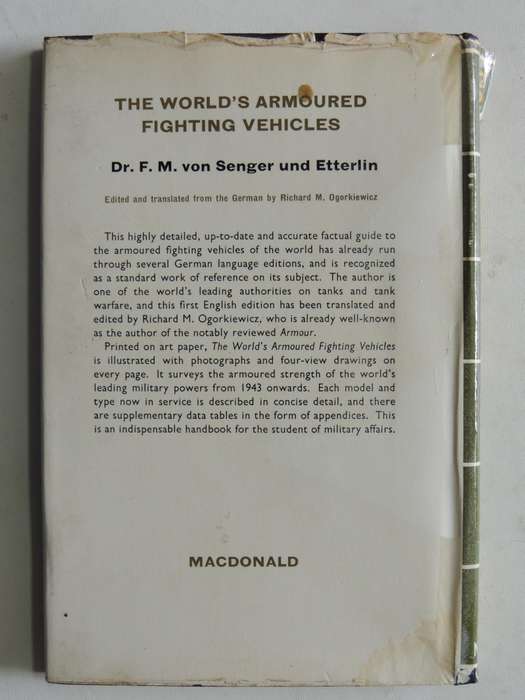 Fighting Vehicles And Weapons Of The Modern British ArmyStevenson Pugh