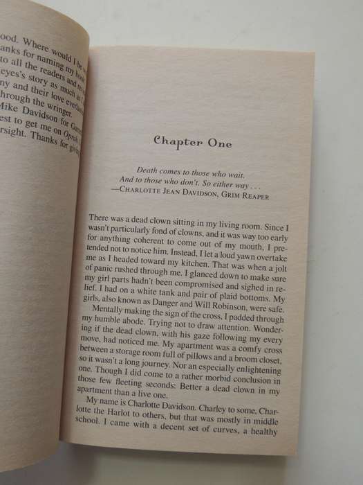 Third Grave Dead Ahead - Darynda Jones