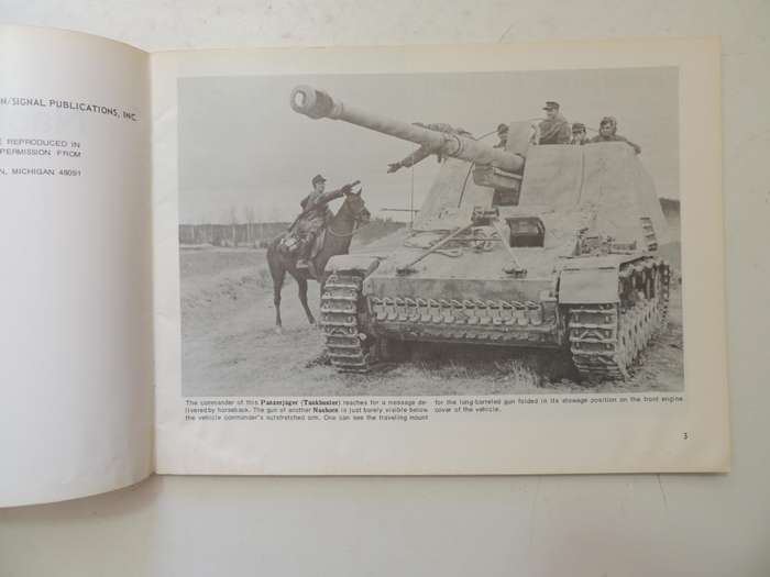 Squadron / Signal Publications Armor No. 5: Nashorn, Hummel, Brumbar In Action - Uwe Feist