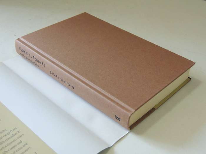 Sonnets, Bonnets & Bennets: A Literary Quiz Book - James Walton