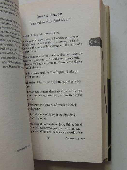 Sonnets, Bonnets & Bennets: A Literary Quiz Book - James Walton