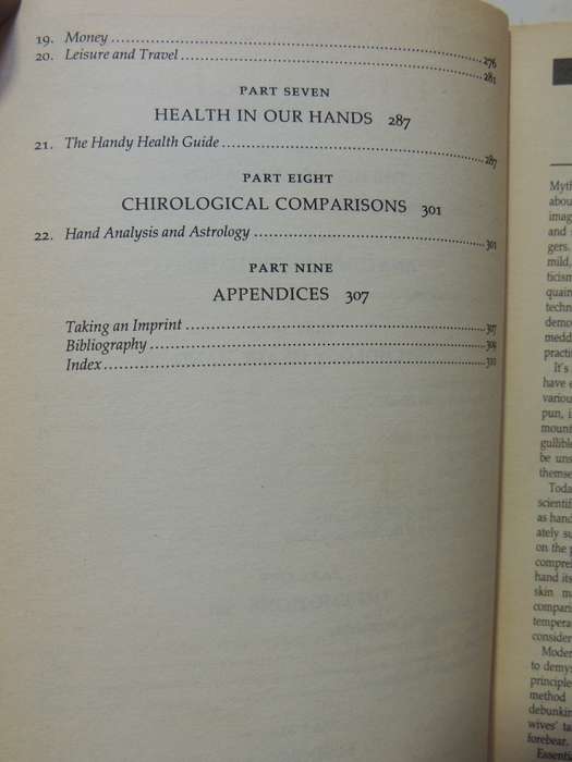 The Complete Book Of The Hand: A Modern Approach To Hand Analysis - Lori Reid