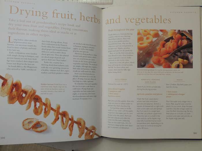 Ouma's Home Remedies, More Than 1200 Tried & Tested Hints, Tips, Remedies & RecipesReader's Digest