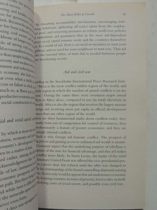 Dead Aid: Why Aid Is Not Working And How There Is Another Way For Africa - Dambisa Moyo
