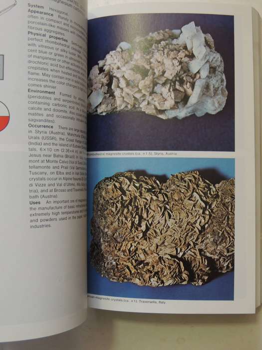 The Macdonald Encyclopedia Of Rocks And Minerals