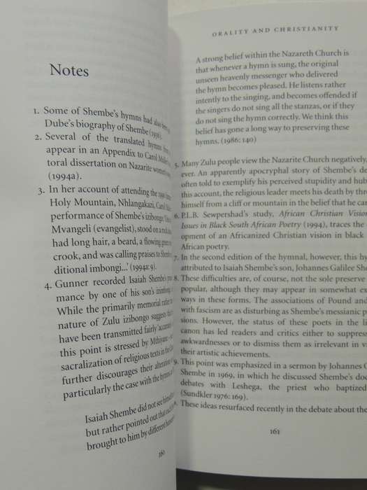 Voicing The Text: South African Oral Poetry And Performance - Duncan Brown