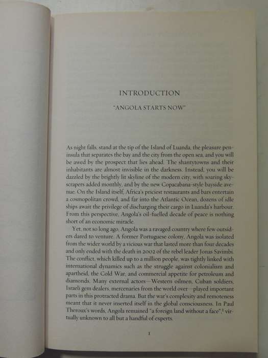 Magnificent And Beggar Land: Angola Since The Civil War - Ricardo Soares De Oliveira
