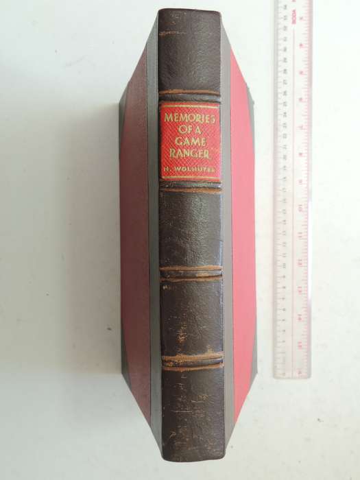 Memories Of A Game Ranger  - Harry Wolhuter  Subscribers Edition 270/400 Signed