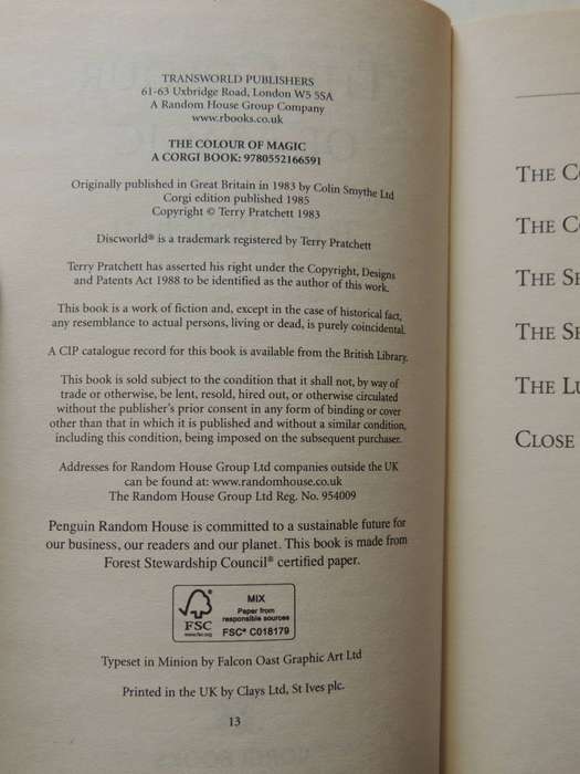 The Colour Of Magic - Terry Pratchett