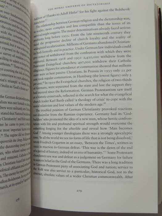 The Dictators: Hitler's Germany Stalin's Russia - Richard Overy