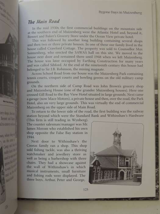 Muizenberg Remembered: The Rise And Fall Of The Brighton Of South Africa  - Barbara Titley