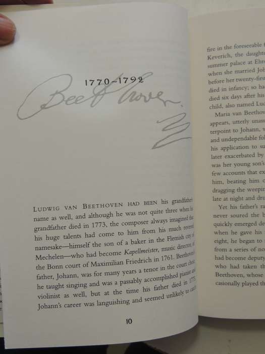 Beethoven's Hair: An Extraordinary Historical Odyssey And A Scientific Mystery Solved -Russel Martin