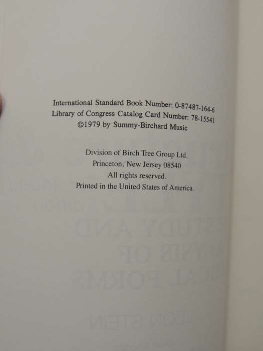 Structure And Style: The Study And Analysis Of Musical Forms - Leon Stein