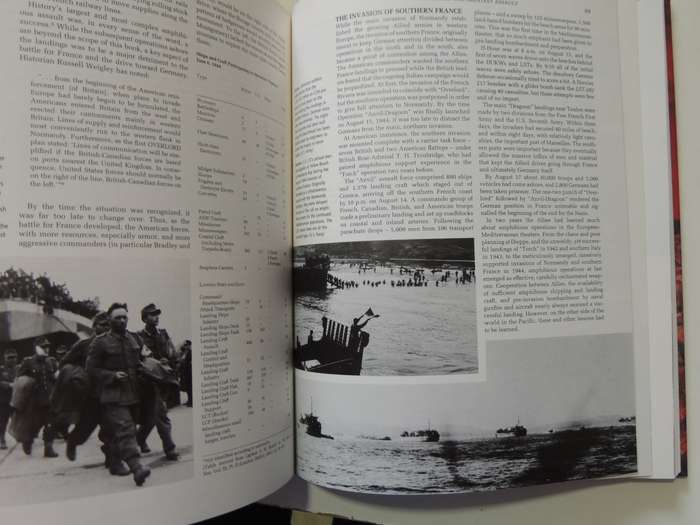 Amphibious Warfare - An Illustrated History  Norman Polmar & Peter B. Mersky