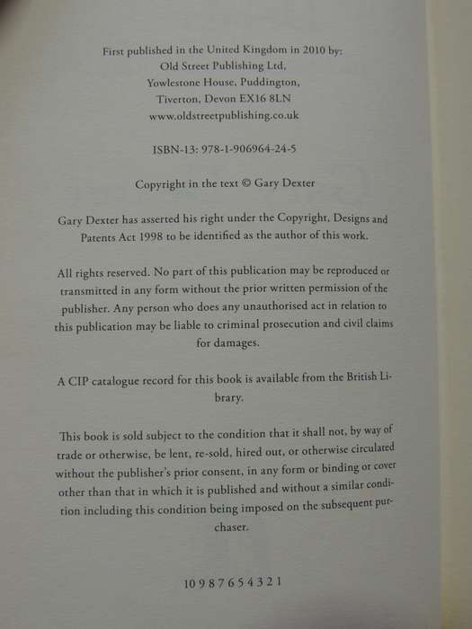 Title Deeds - The Hidden Stories Behind 50 Books - Gary Dexter