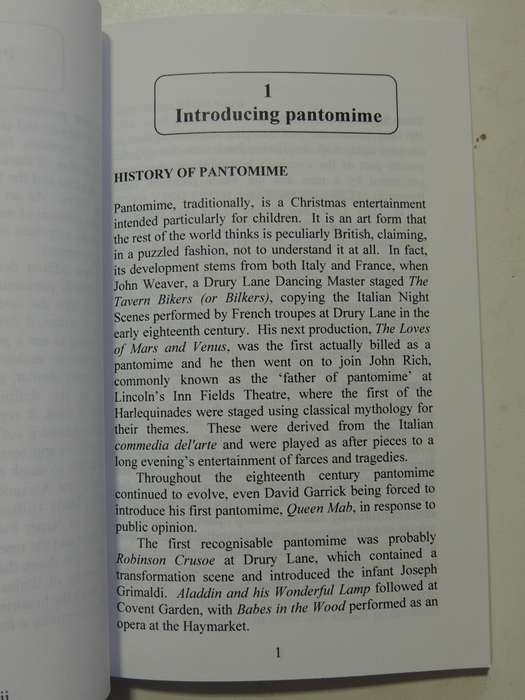 How To Write A Pantomine - Lesley Cookman