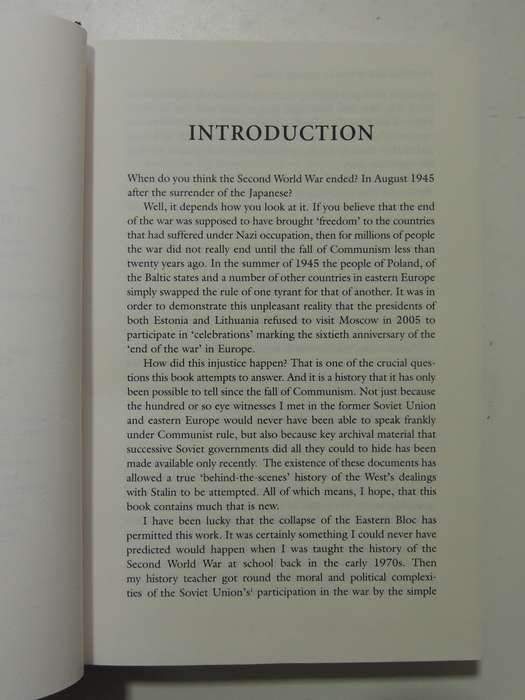 WW II Behind Closed Doors: Stalin, The Nazis And The West - Laurence Rees