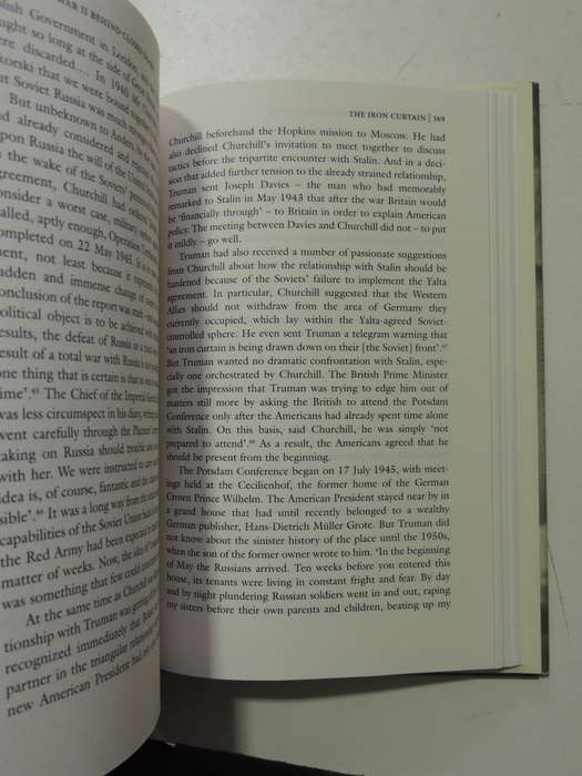 WW II Behind Closed Doors: Stalin, The Nazis And The West - Laurence Rees