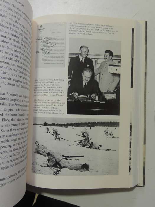 WW II Behind Closed Doors: Stalin, The Nazis And The West - Laurence Rees