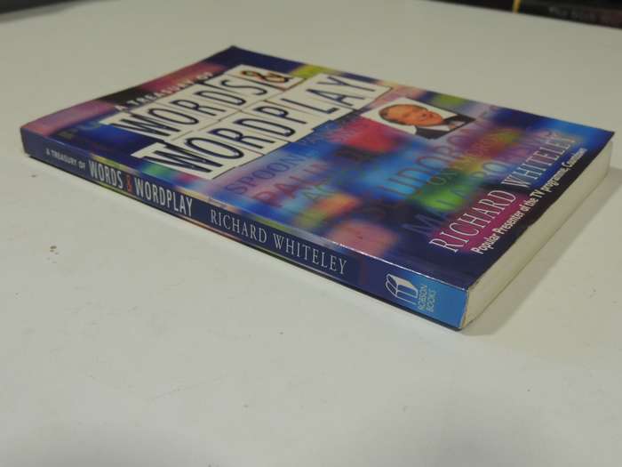 A Treasury Of Words & Wordplay - Richard Whitely