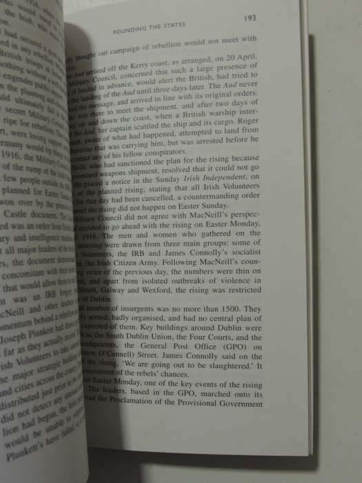 A History Of Ireland - Mike Cronin