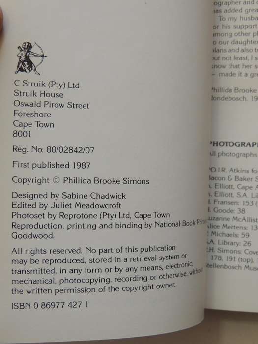 A Concise Guide To Cape Dutch Houses - Phillida Brooke Simons