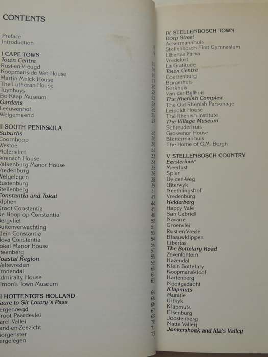 A Concise Guide To Cape Dutch Houses - Phillida Brooke Simons