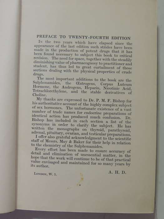 Materia Medica Pharmacy, Pharmacology and Therapeutics - William Hale-White 24th Edition 1939