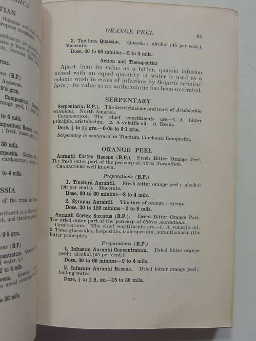Materia Medica Pharmacy, Pharmacology and Therapeutics - William Hale-White 24th Edition 1939