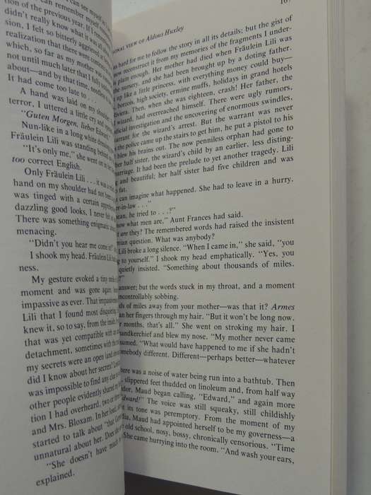 This Timeless Moment: A Personal View Of Aldous Huxley- Laura Huxley