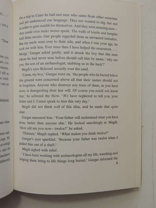 The World of the Pharaohs - Hans Baumann