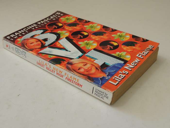 Sweet Valley High - Lila's New Flame - Francine Pascal