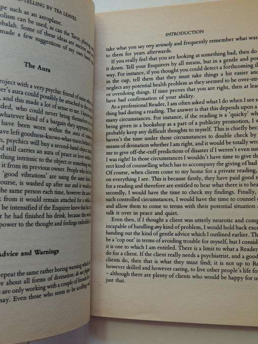 Fortune-Telling By Tea Leaves: A Practical Guide To The Ancient Art Of Tasseography- Sasha Fenton