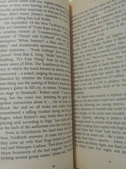 Hammer Of The Gods: Led Zepplin Unauthorized - Stephen Davis