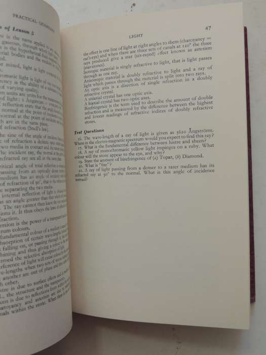 Practical Gemmology: A Study Of The Identification Of Gem-Stones, Pearls And Ornamental Minerals (3r