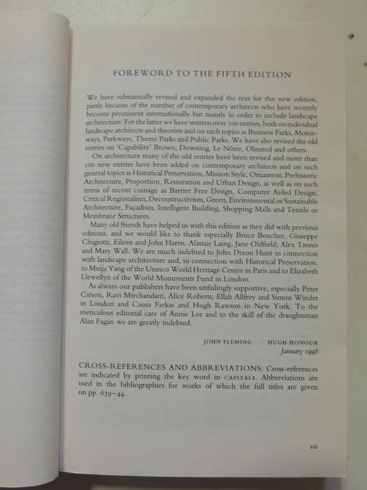 The Penguin Dictionary Of Architecture And Landscape Architecture (5th Ed) Fleming, Honour & Pevsner