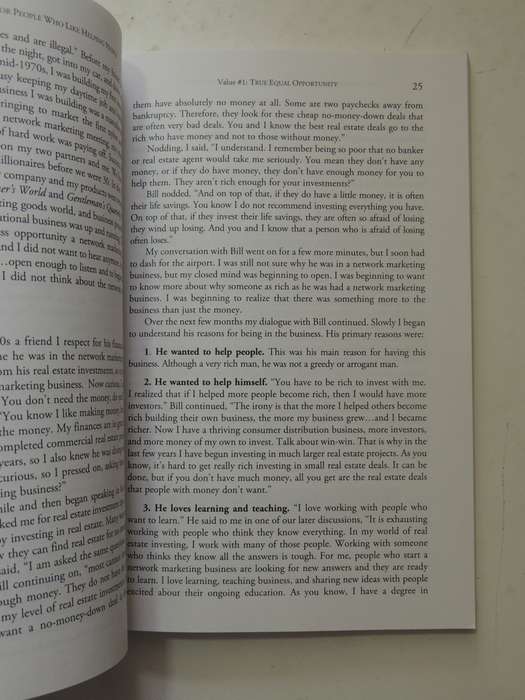Rich Dad : The Business School For People Who Like Helping People - Robert Kiyosaki, Sharon Lechter