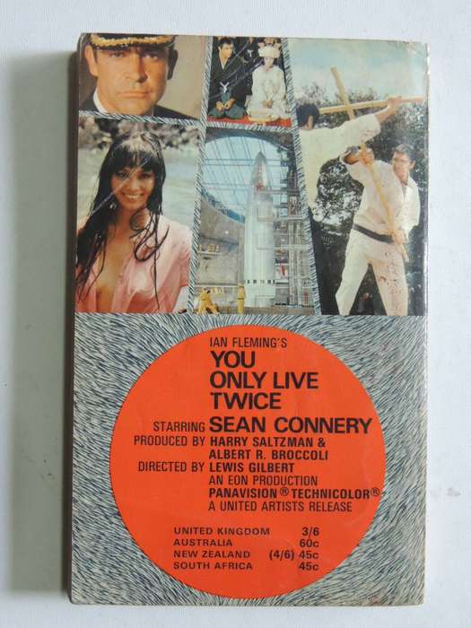 James Bond: You Only Live Twice (Film Tie-In)Ian Fleming