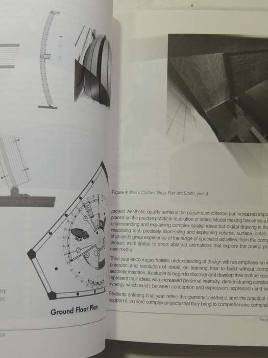 Thinking Inside the Box: a Reader in Interiors for the 21st Century - various