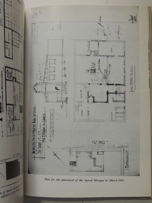 The Early Cape Muslims: A Study Of Their Mosques, Genealogy & Origins Frank R Bradlow, M Cairns