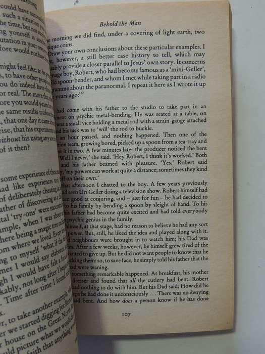Soul Searching - Human Nature & Supernatural Belief - Nicholas Humphrey