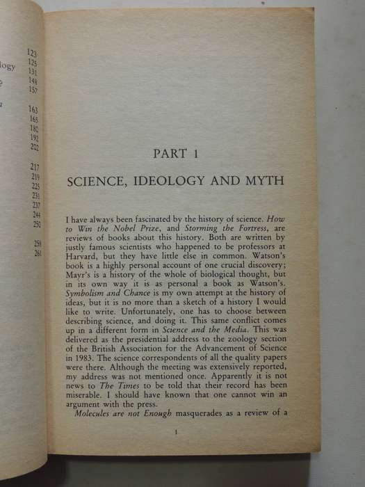 Did Darwin Get It Right?: Essays On Games, Sex And Evolution- John Maynard Smith